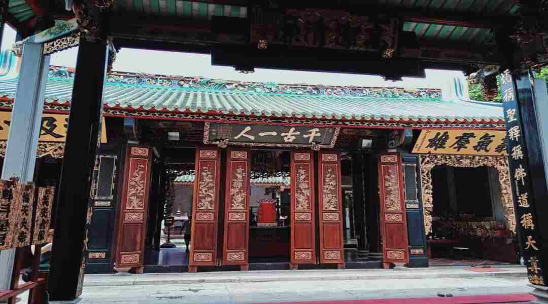 Ngôi chùa này được thành lập bởi nhóm người Hoa tại Việt Nam 